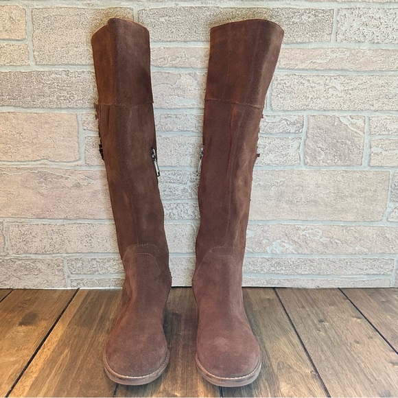 Blondo Nestle Waterproof Suede Knee High Fringe Zip Boot / Size 5.5M Women - Picture 4 of 16